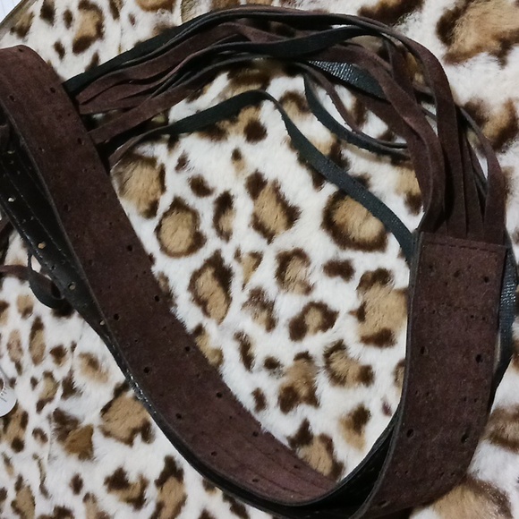 NWOT Suede Bohemian Pinhole Fringe Tie Belt P-size 10 - Picture 5 of 15